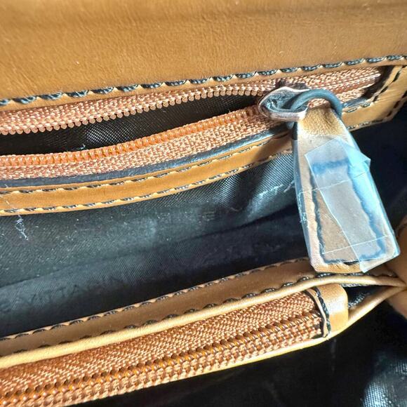 Adrienne Vittadini Snakeskin Leather Baguette Western Shoulder Bag One Size NWOT - Picture 10 of 11